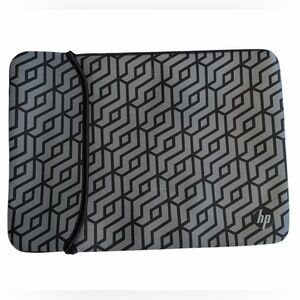 HP Chroma CMF Geo Neoprene Reversible 14″ Laptop Sleeve Gray & Black